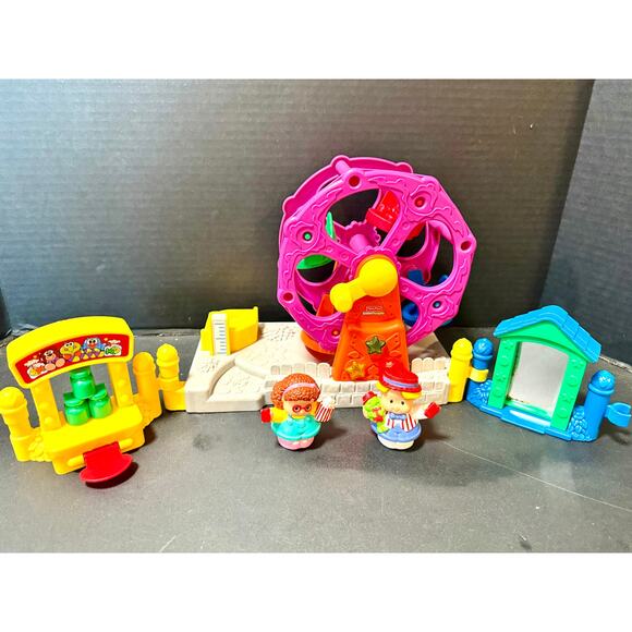 Fisher-Price Little People Musical Ferris Wheel
Works 2003 carnival - Picture 1 of 7